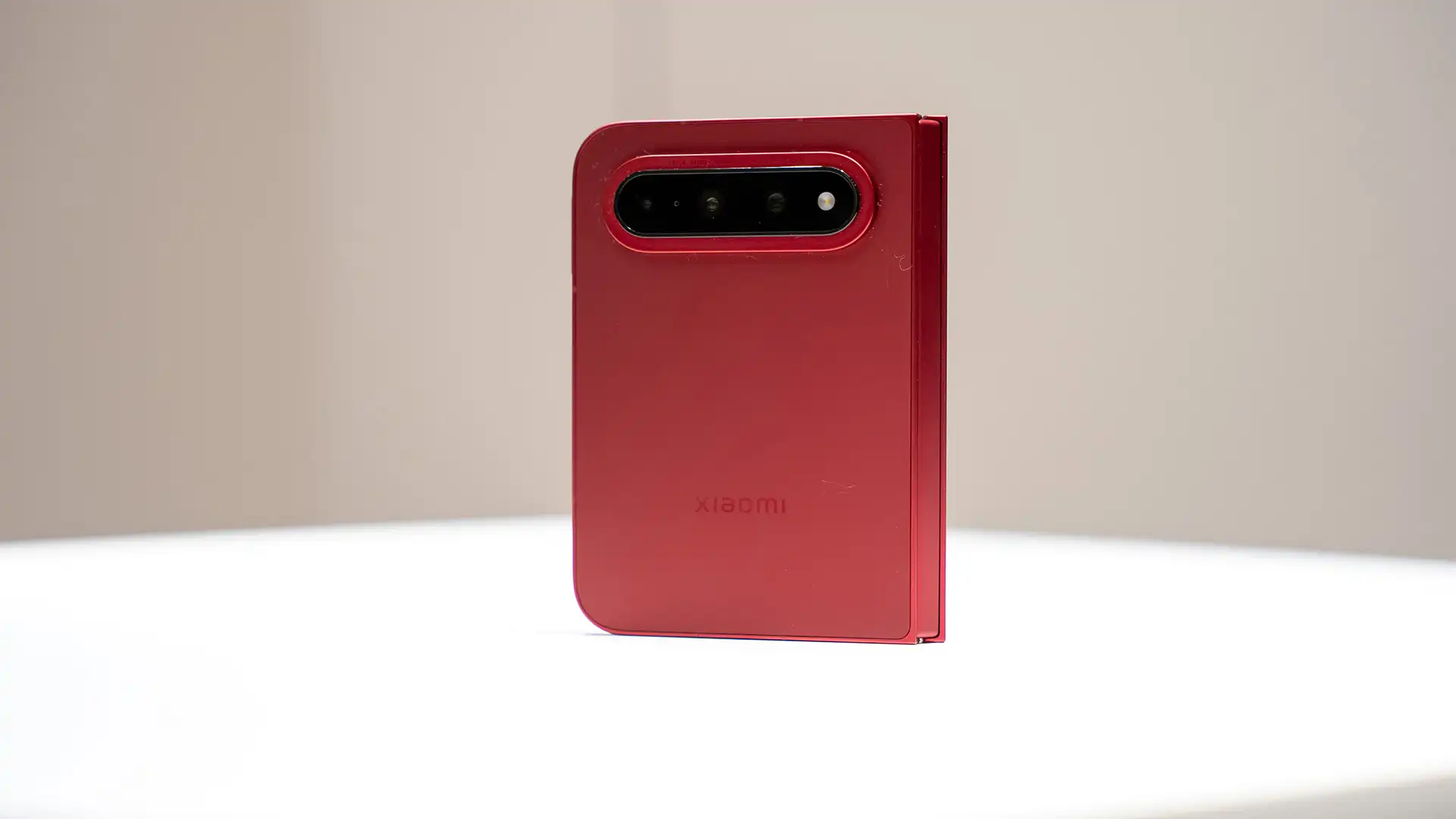 Xiaomi 18 Fold đe dọa Samsung Galaxy Z Fold: Có nên nâng cấp?