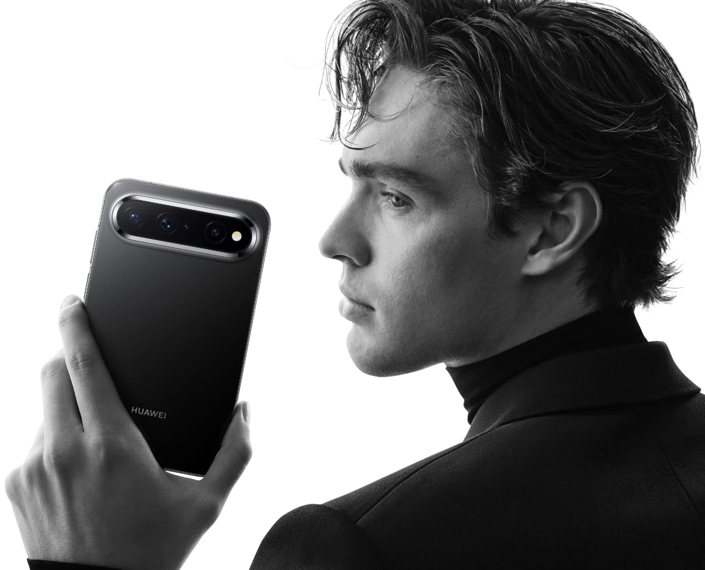 Huawei Pura X View: Telefon Lipat Skrin Lebar Dengan Kamera 200MP