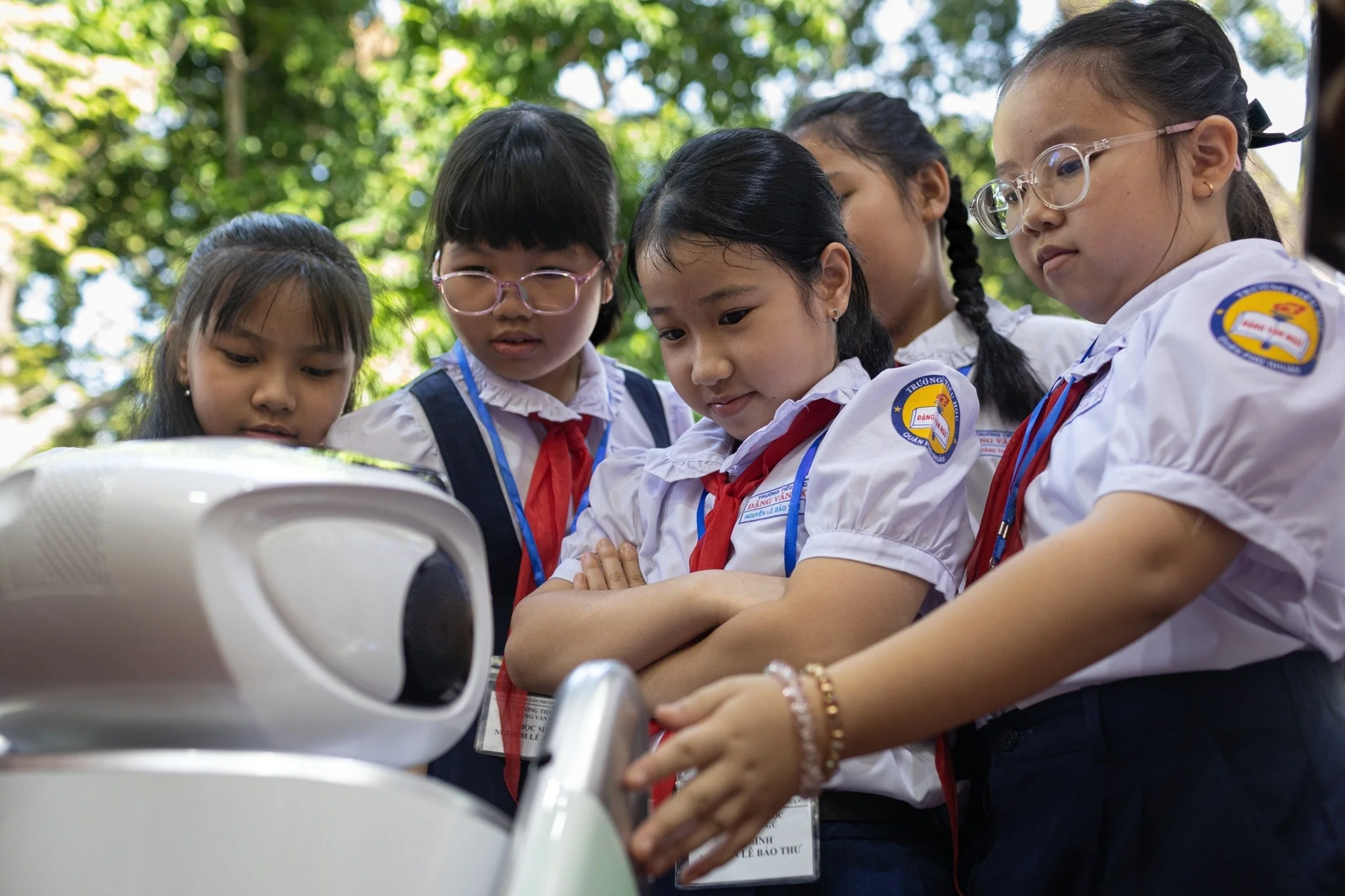 Quy định AI trong trường học: Phụ huynh cần nắm gì để con dùng AI an toàn?