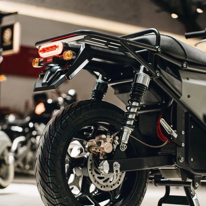Nuen Moto Volty U1: Bước ngoặt xe máy điện đổi pin cho thị trường B2B