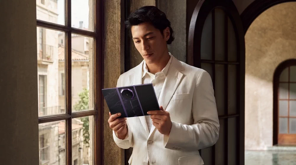 Huawei Mate XT 2: điện thoại gập ba có đáng nâng cấp?