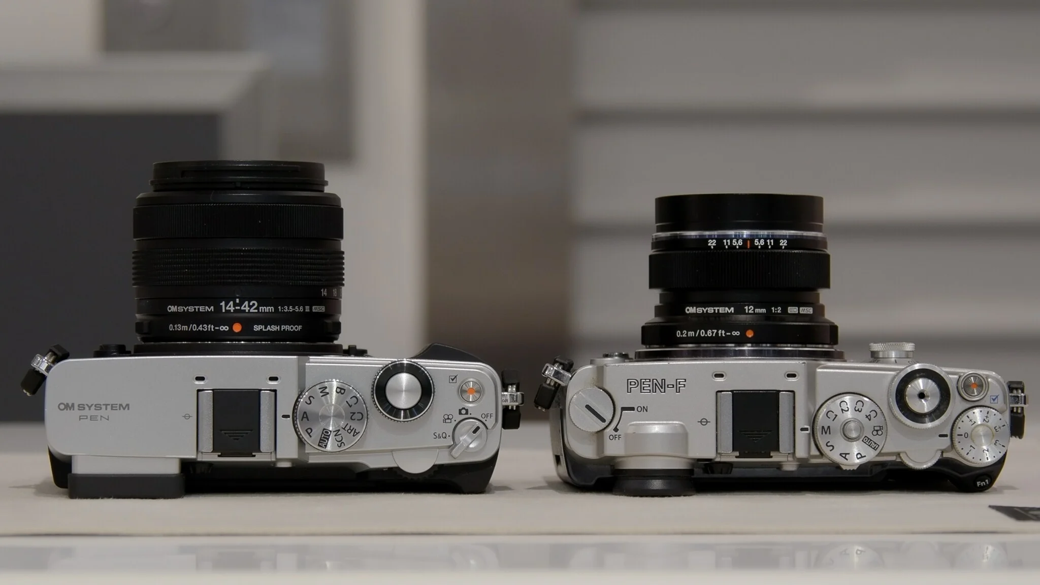 OM System PEN: máy ảnh mirrorless hoài cổ đáng mua?