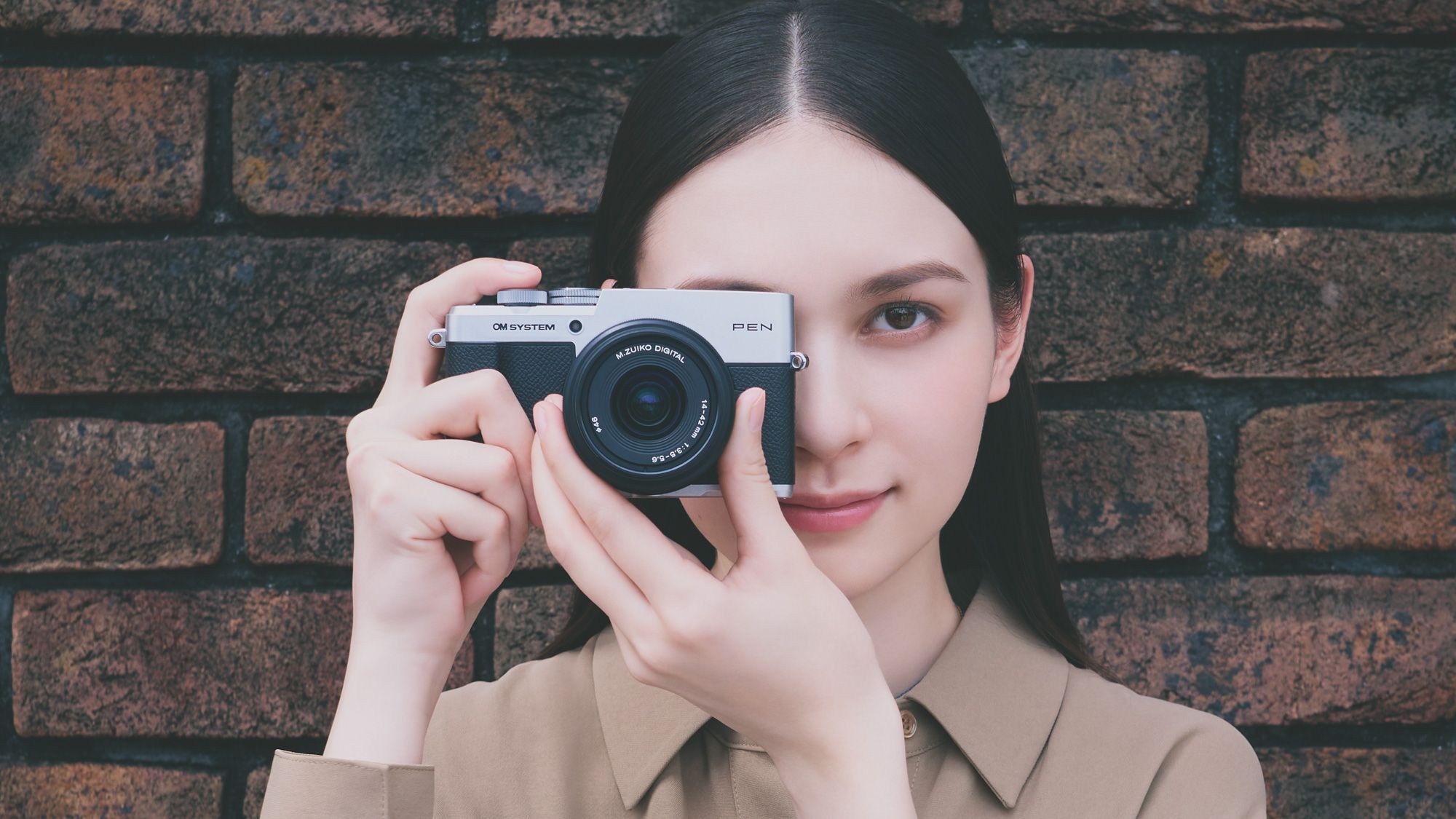 OM System PEN: máy ảnh mirrorless hoài cổ với công nghệ AI đáng tiền