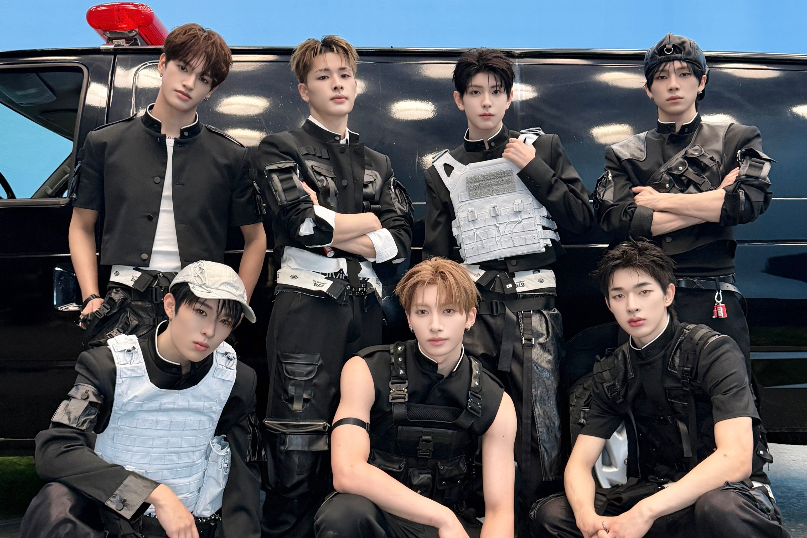 NEXZ mở tour châu Á ‘SAUCIN’ THE WORLD’: bước nhảy mới của JYP