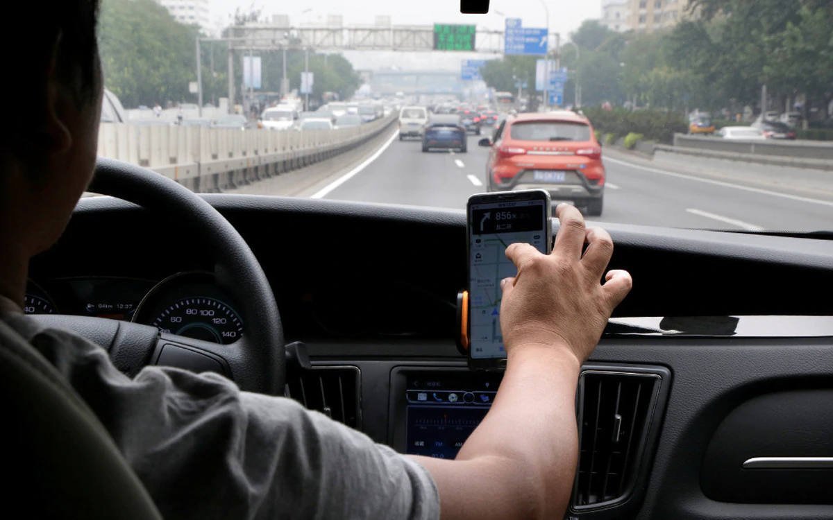 Từ lái xe công nghệ đến sàn diễn: hành trình trở lại của Hà Nhật Tiến