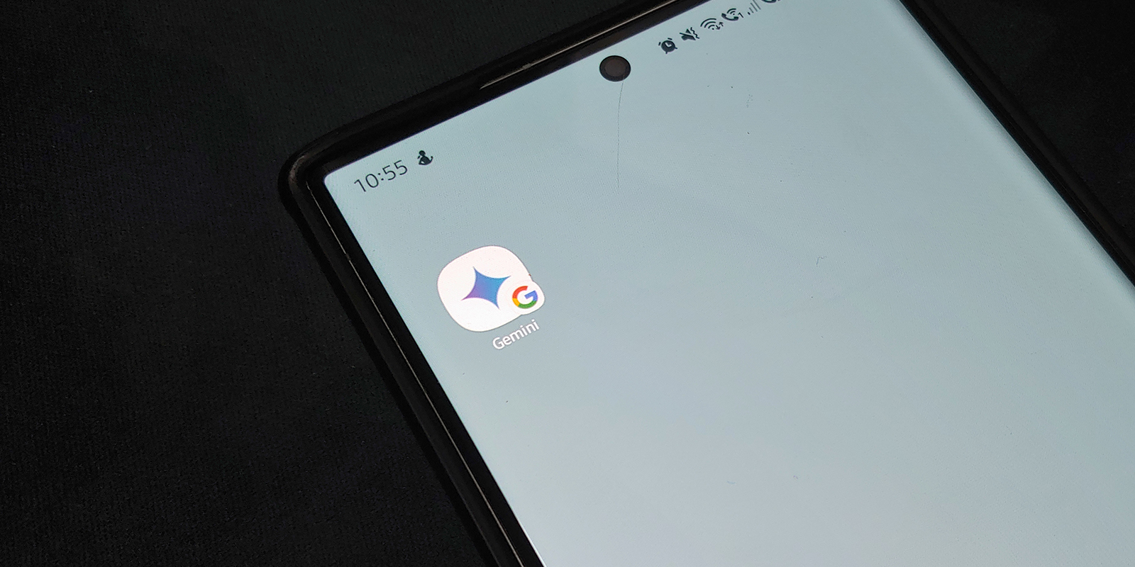 Generasi Muda Anggap AI Sebagai Teman, Privasi Terancam