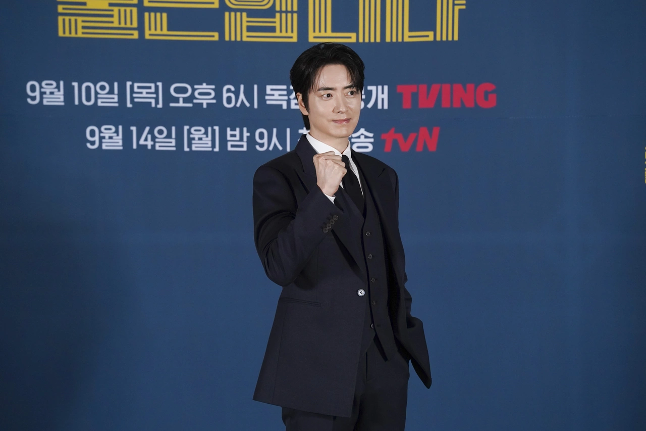 Tại sao người trúng xổ số vẫn đi làm: cú lật bất ngờ của một K-drama văn phòng