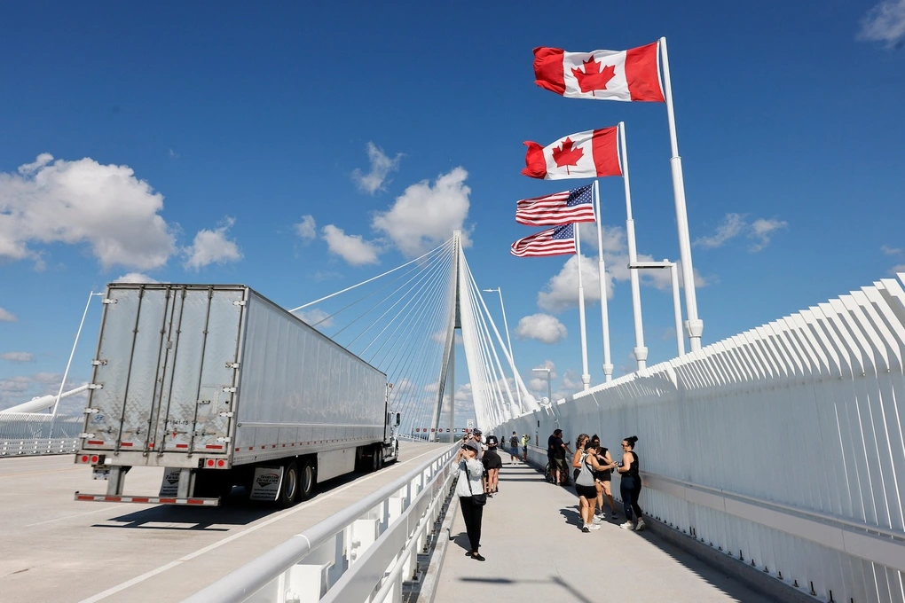 Chiến tranh thương mại Mỹ-Canada: vòng xoáy cấm nhập khẩu và trả đũa