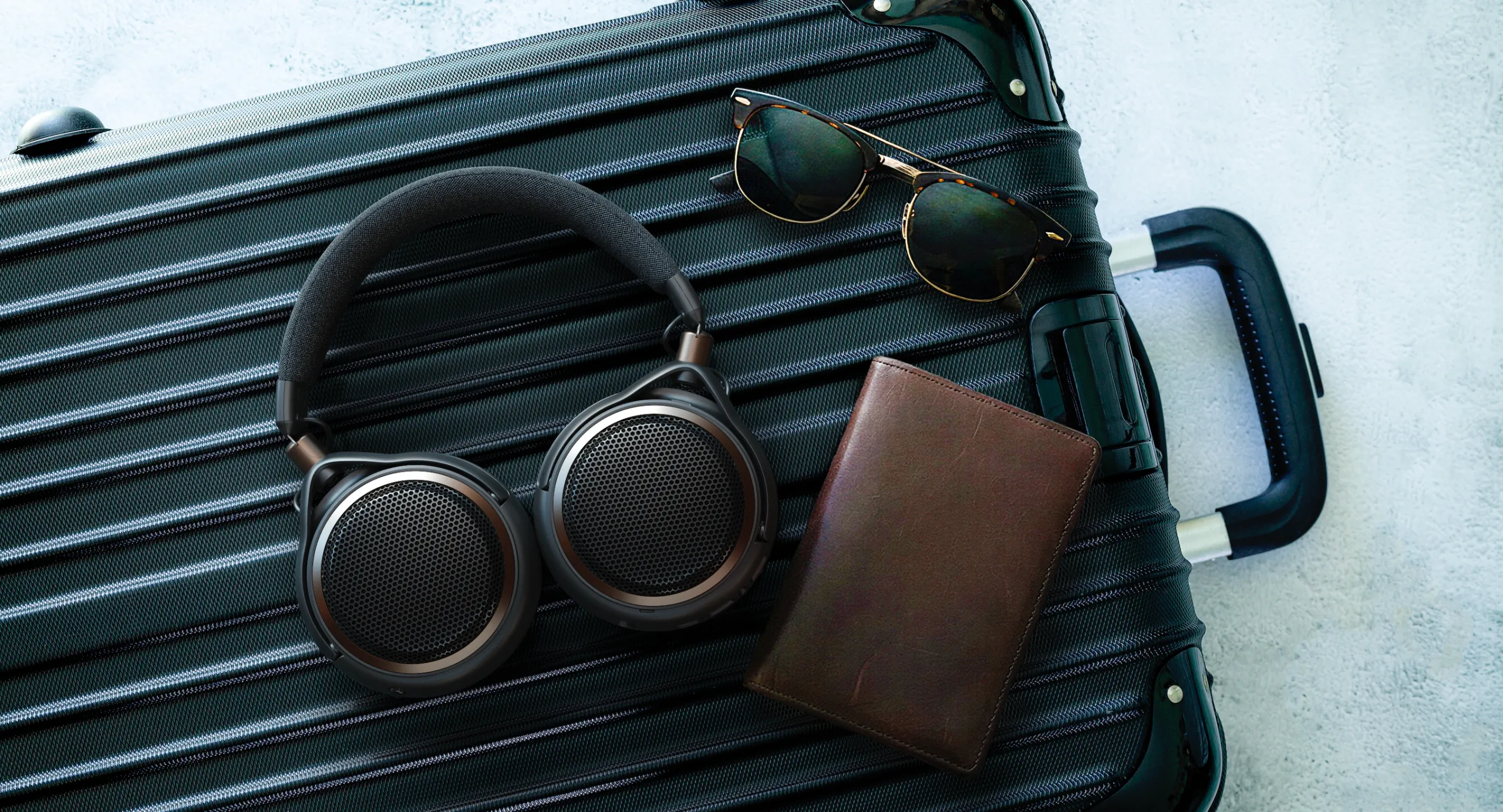 Audio-Technica ATH-AL5NC: Tai nghe open-back không dây cho audiophile thực dụng