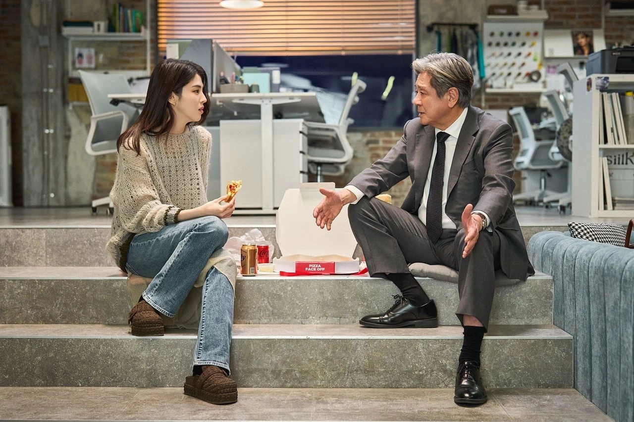 The Intern bản Hàn: Choi Min-sik và Han So-hee Hàn hoá câu chuyện gốc