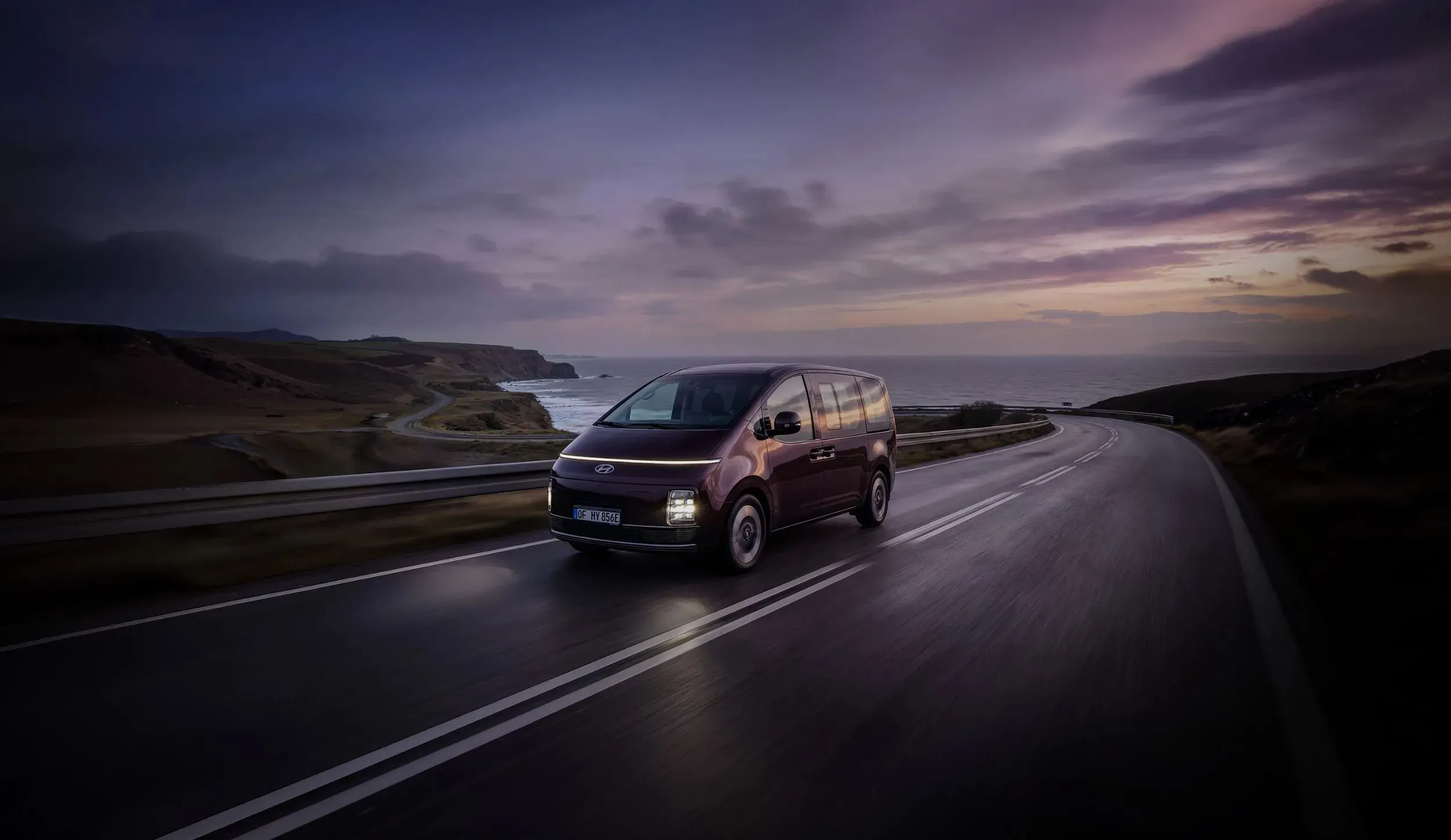 Hyundai Staria Electric: MPV điện 9 chỗ thách thức Volkswagen ID.Buzz