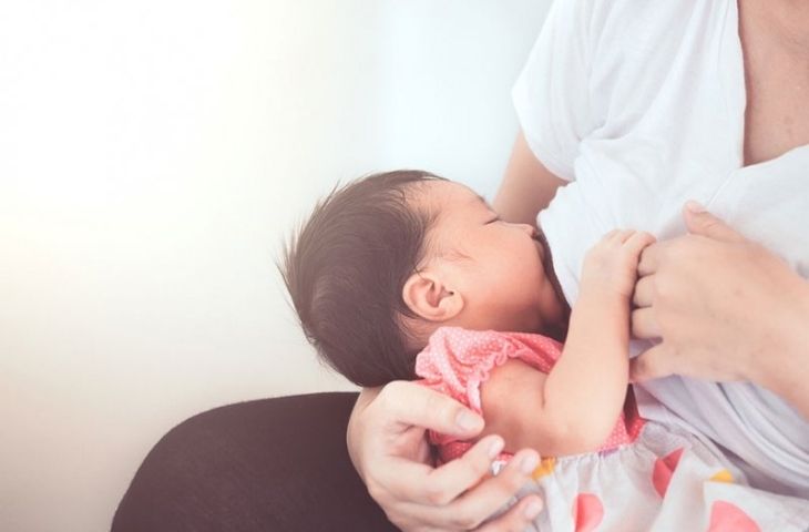Chế độ ăn uống sau sinh: Bí quyết phục hồi và giữ sữa