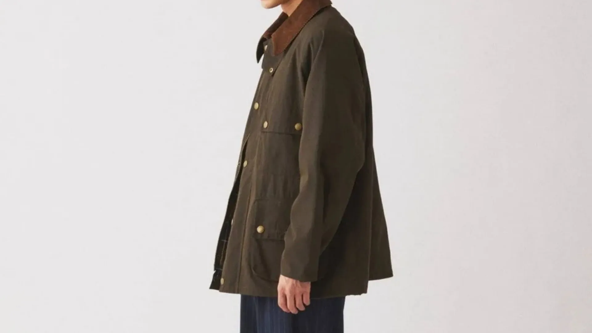 Barbour tái sinh Solway Zipper: field coat cổ điển cho thời đại mới