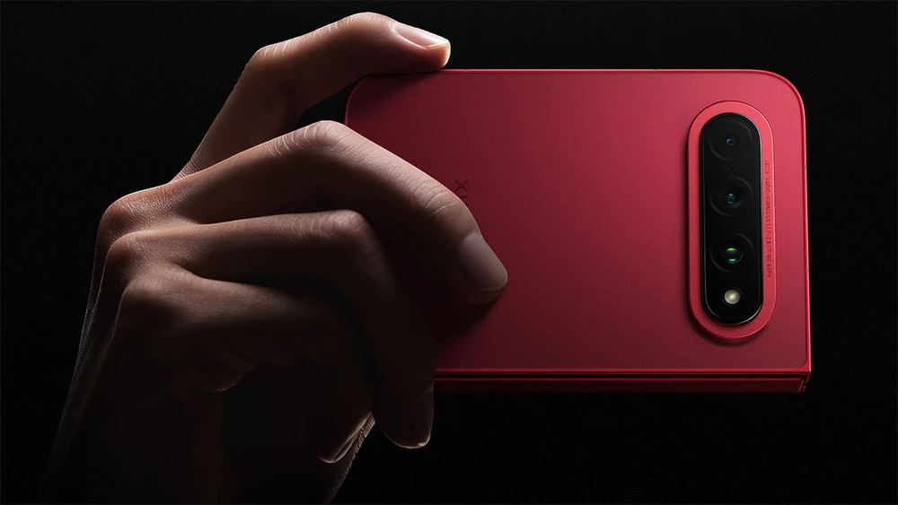 Xiaomi 18 Fold: smartphone gập rộng khiến Samsung và Apple phải dè chừng?