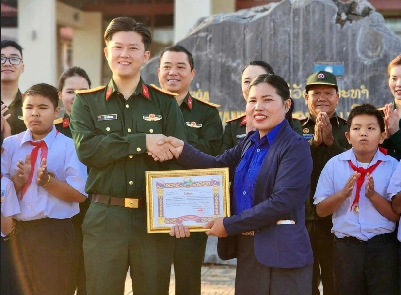 61 sinh viên Việt - Lào kể chuyện hữu nghị qua âm nhạc
