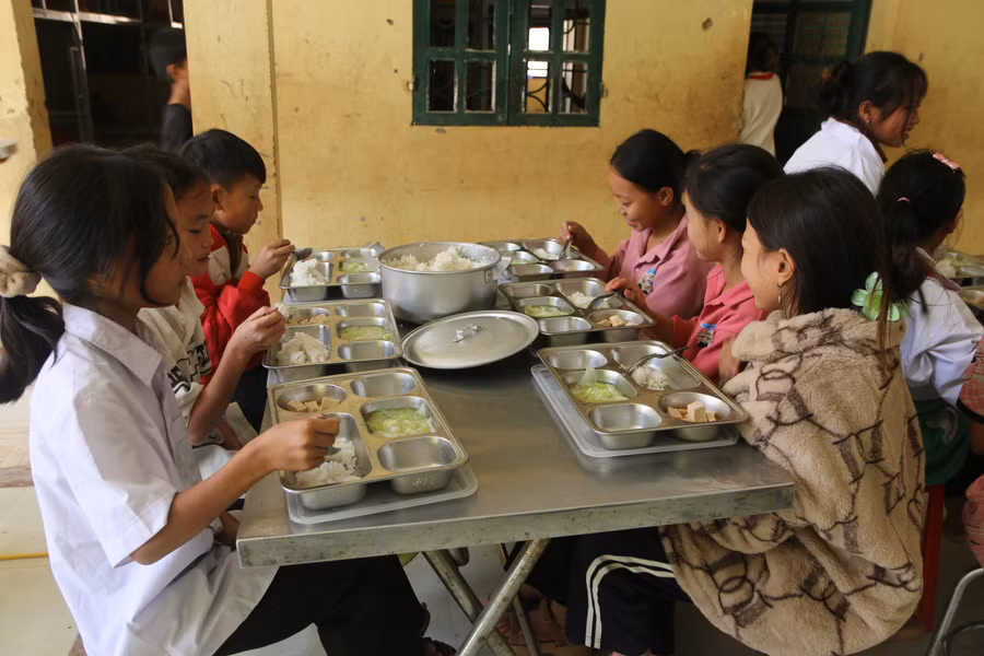 Những khoảng trống trong chính sách hỗ trợ học sinh vùng khó