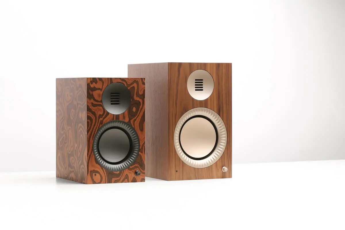 Kanto Tuk Grand và Tuk Gen-2: Hi-Fi gọn gàng cho không gian tối giản