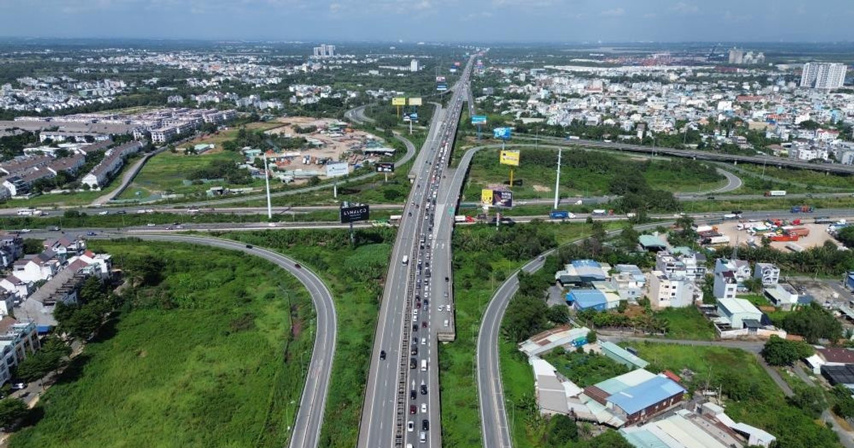 Thành phố Hồ Chí Minh mở rộng 600km vành đai và cao tốc: cơ hội hay rủi ro giao thông?