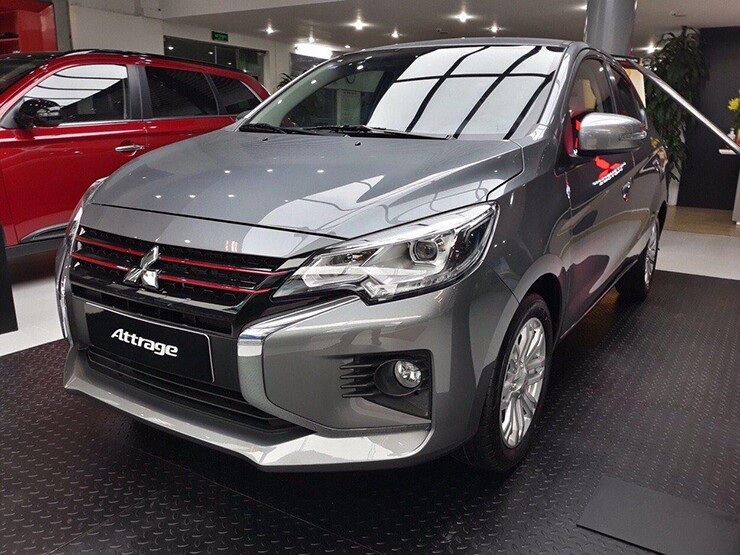 Mitsubishi Attrage giá 2026: nên mua bản nào trong sedan hạng B?