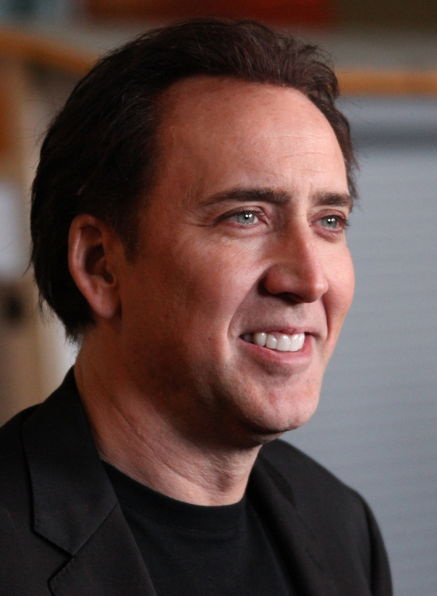 Hố sụt khổng lồ trước biệt thự Nicolas Cage: hồi chuông cảnh báo cho bất động sản ven biển