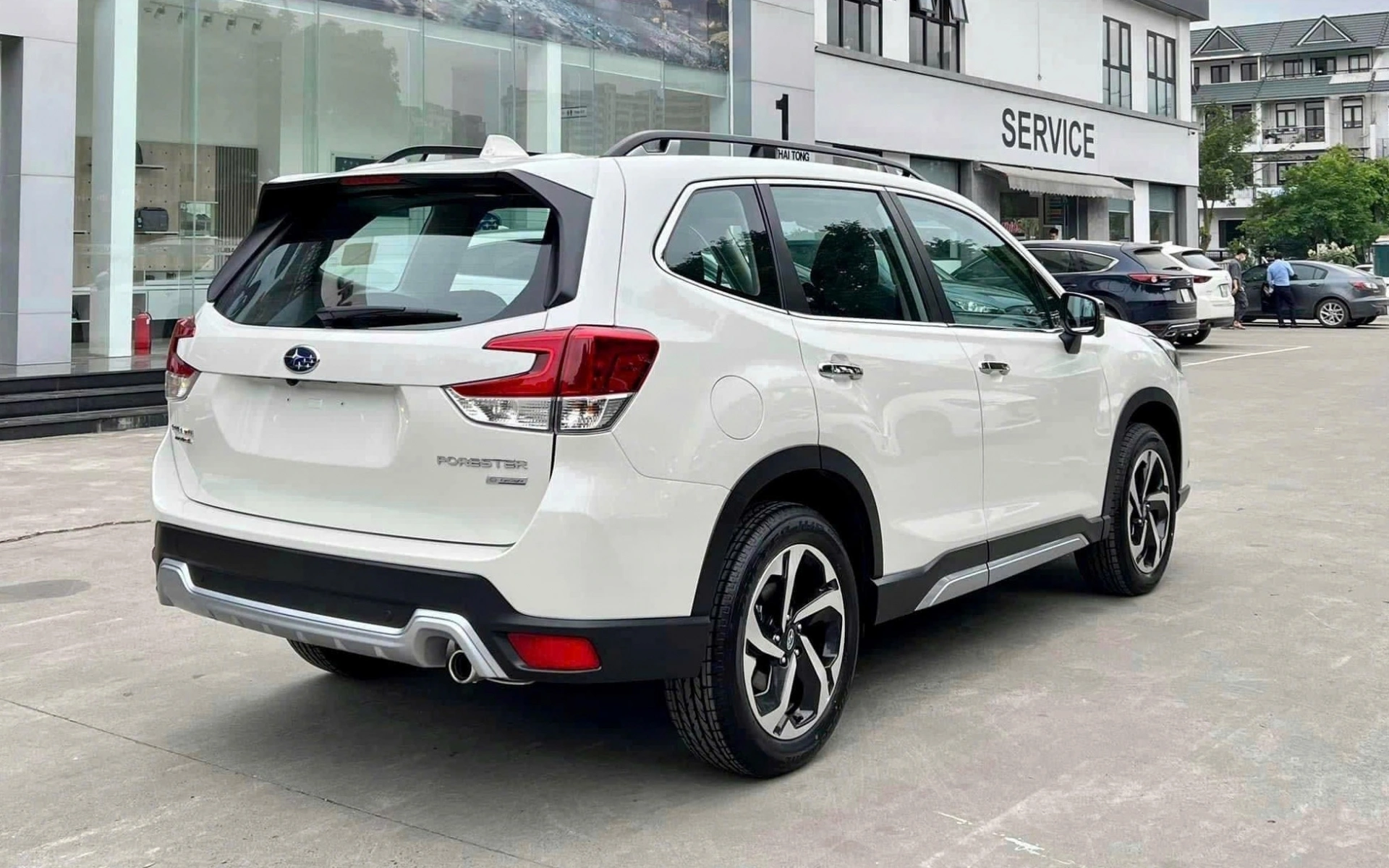 Subaru Forester giảm giá mạnh: Nên mua ngay hay chờ thế hệ mới?