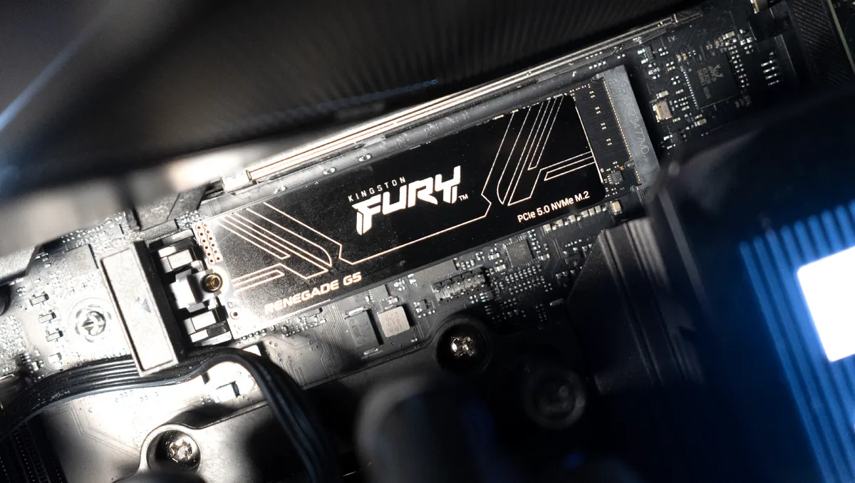 Kingston Fury Renegade G5 8TB giảm 27%: Deal SSD hiệu suất cao có đáng xuống tiền?