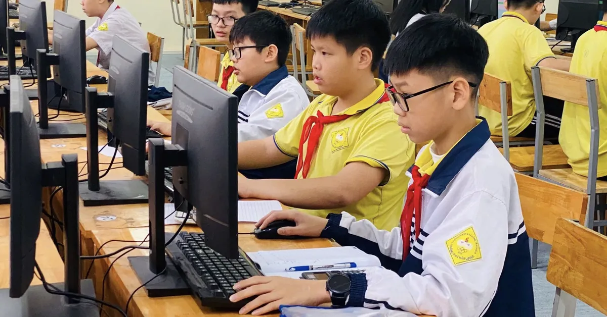 Giáo viên dạy thêm VioEdu ngoài nhà trường: Nên làm nhưng phải đúng luật
