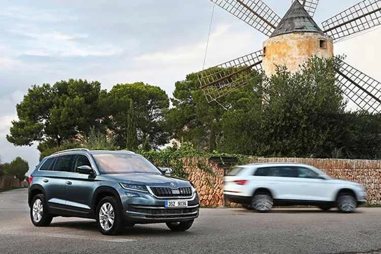 Audi, BMW, Porsche, Ford có nguy cơ bị triệu hồi: chủ xe Việt Nam cần làm gì?