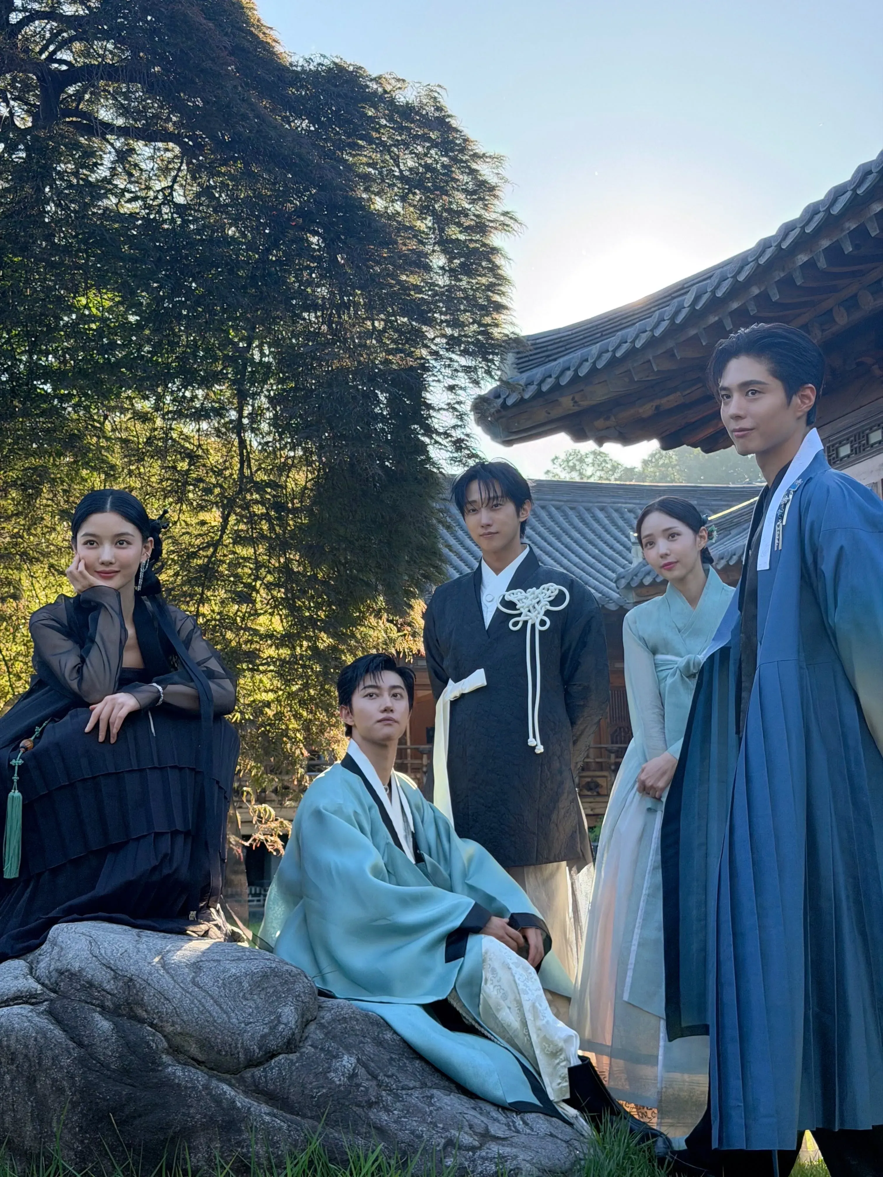 Park Bo Gum và Kim Yoo-jung tái hợp: visual thăng hạng, ký ức thanh xuân ùa về
