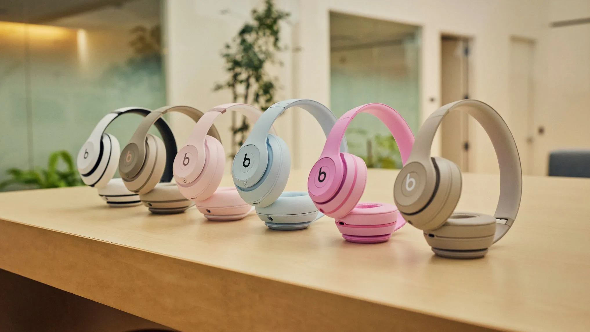 Beats 360 sắp ra mắt: tai nghe chống nước, tuỳ biến để thách thức AirPods