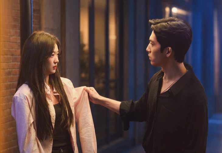 Đầu Xuân Tươi Sáng: hạnh phúc viên mãn và vết xước mang tên nam phụ