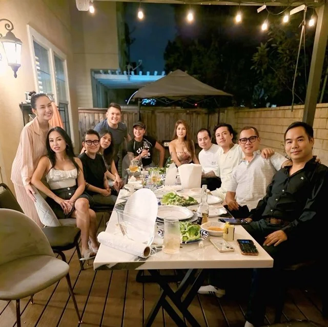 Tuấn Hưng bất ngờ hội ngộ Bằng Kiều, Thúy Nga ở Mỹ