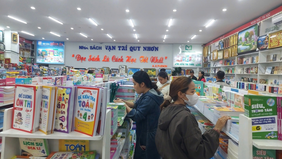 Hơn 40% học sinh Đắk Lắk thiếu sách giáo khoa: vì sao và phải làm gì trước tháng 11?