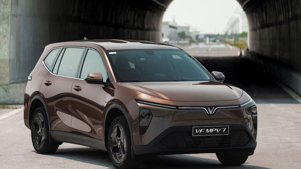 Chinh phục hành trình dài bằng xe điện: Từ xuyên Việt đến xuyên lục địa