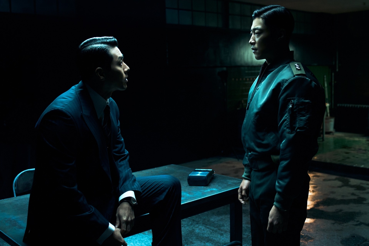 ‘Made in Korea mùa 2’: Huynh đệ Hyun Bin – Woo Do-hwan và cú chốt noir chính trị trên Hulu