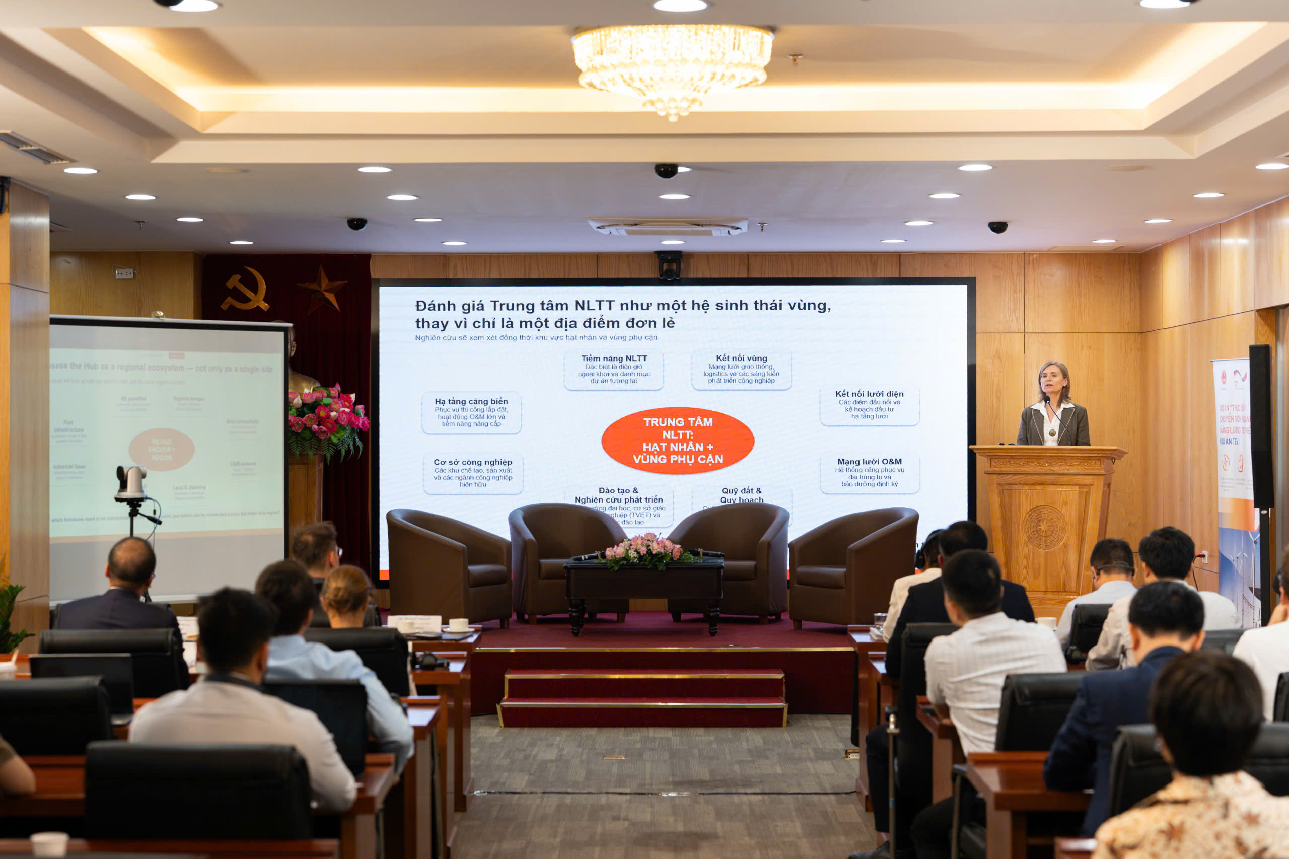 Việt Nam xây dựng hệ sinh thái trung tâm năng lượng tái tạo