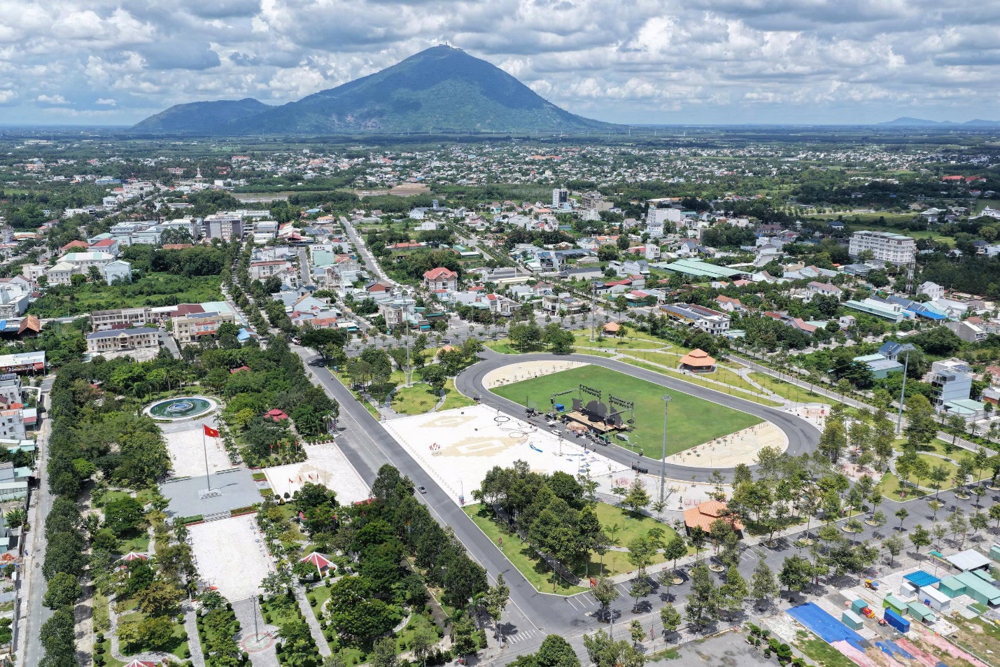 Tây Ninh mở rộng không gian công nghiệp để nâng cấp giá trị xuất khẩu