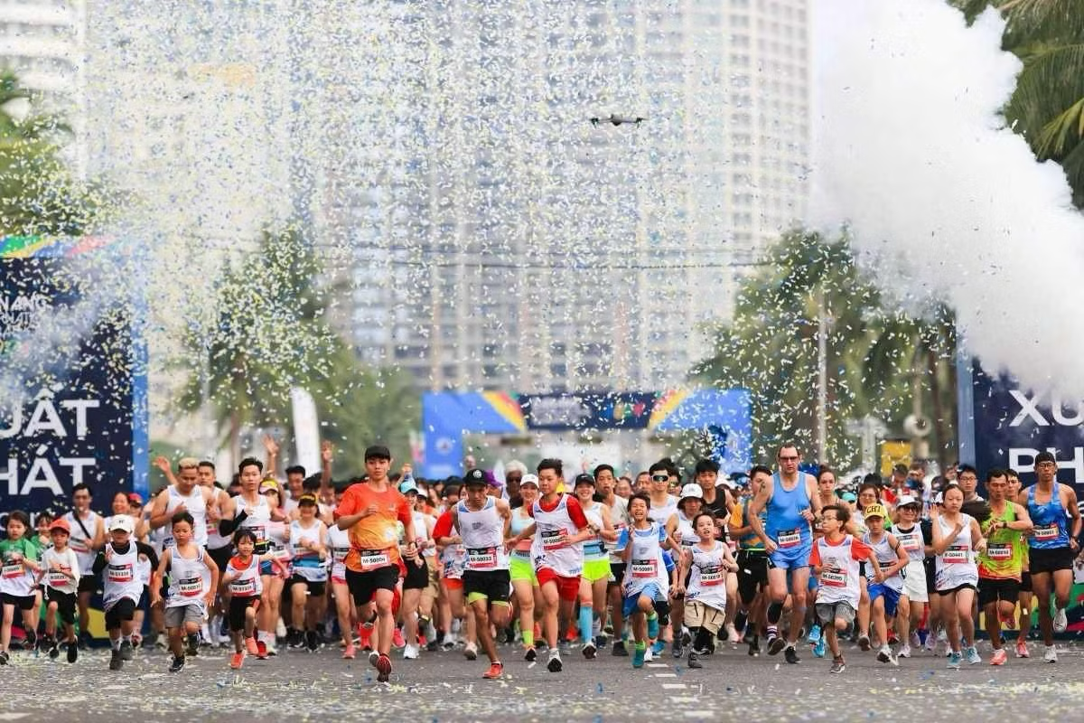 Giải marathon: từ đường chạy đến động cơ du lịch địa phương