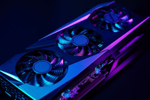 Giá Card Đồ Họa Sắp Tăng Mạnh: Nên Mua Ngay Hay Chờ?