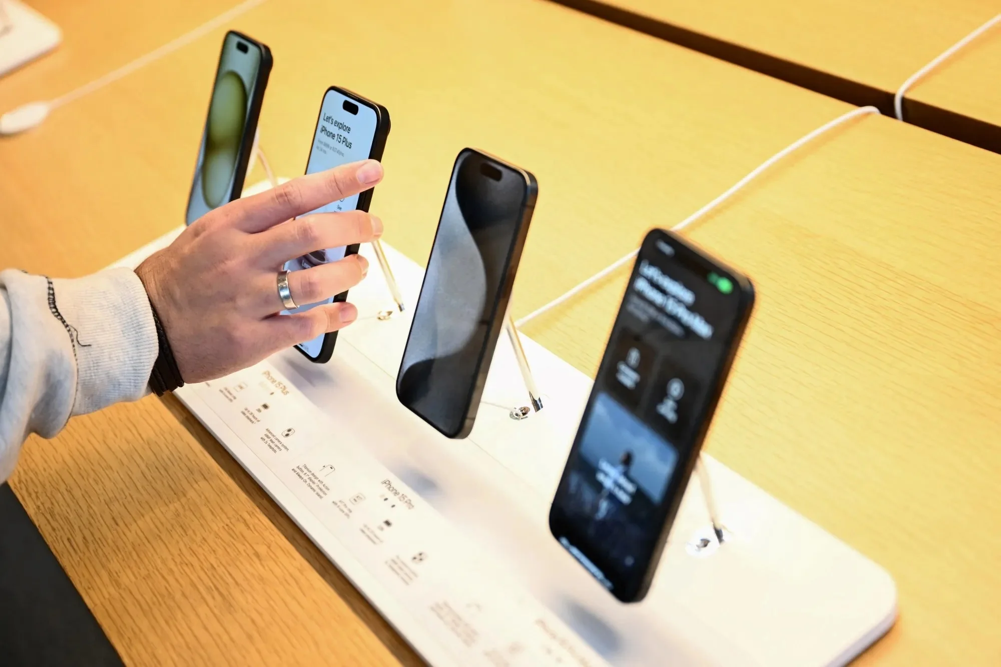 iPhone 18 Pro vượt 100 triệu đồng: giá kỷ lục có đáng nâng cấp?