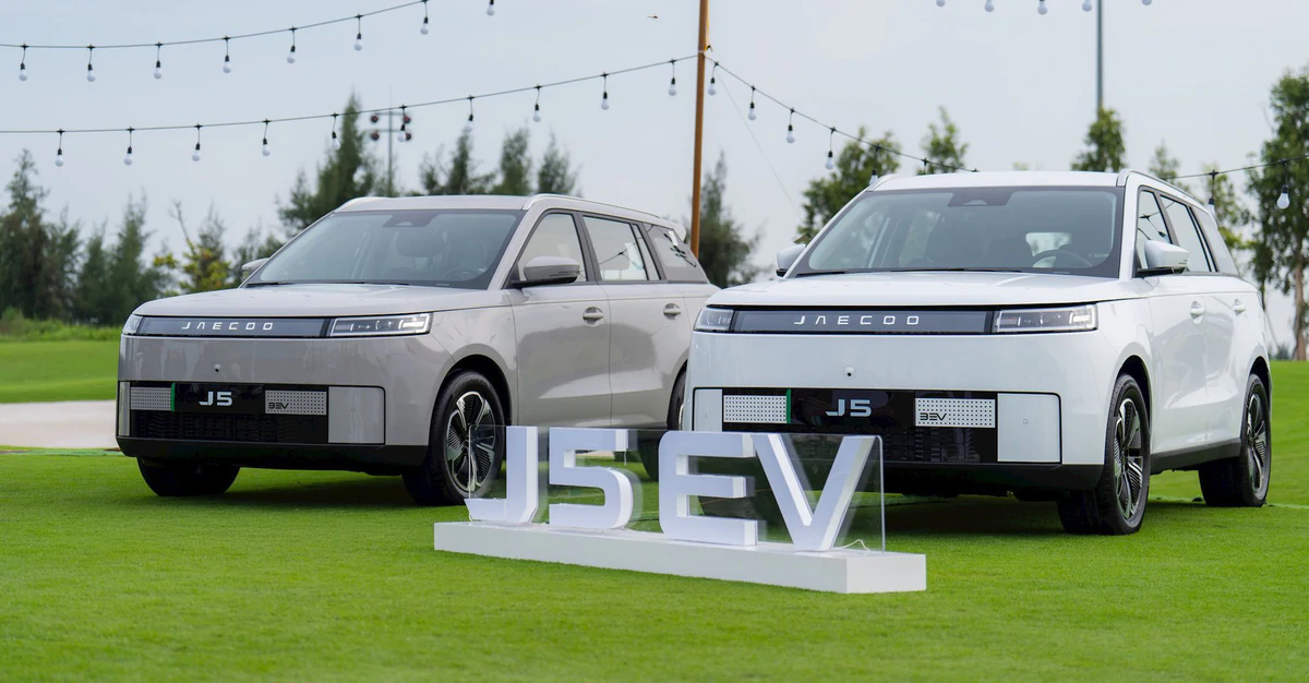 Tháng 9: So kè ưu đãi Toyota với Omoda & Jaecoo