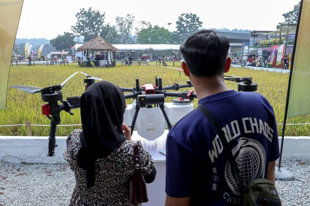 Pengimbas Tanah AI Ubah Cara Pesawah Buat Keputusan