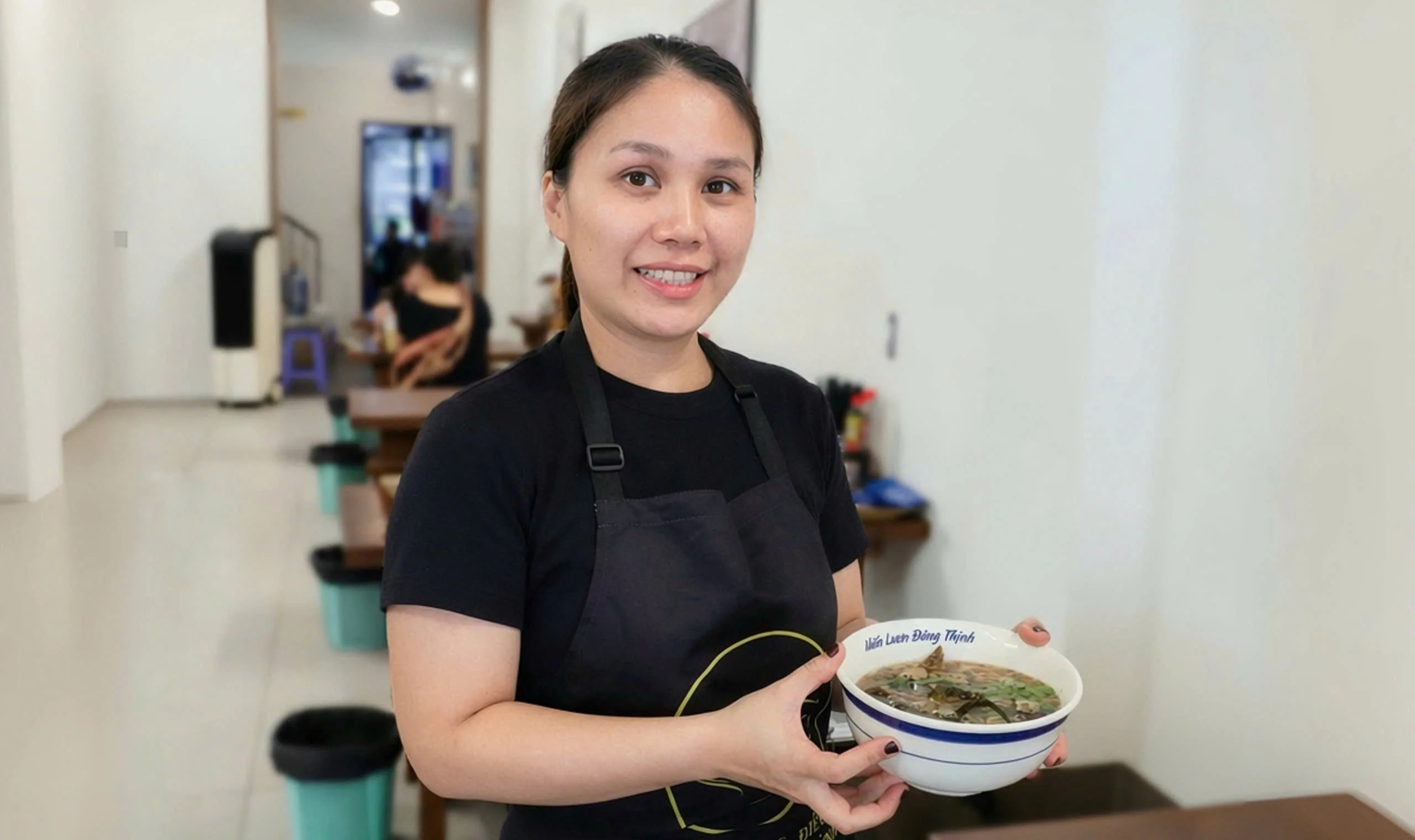 Từ Mỹ trở về nối nghiệp: thế hệ mới của miến lươn Đông Thịnh