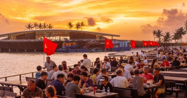 Lễ Quốc khánh du lịch: 6,5 triệu lượt khách và cuộc đua doanh thu từ Bắc chí Nam