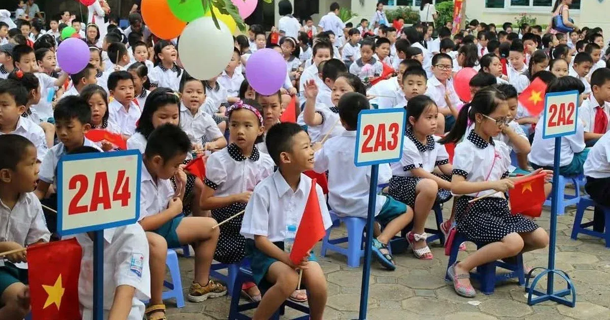 Bão lũ gián đoạn học tập: Đừng để trẻ em học trong tâm thế khẩn cấp