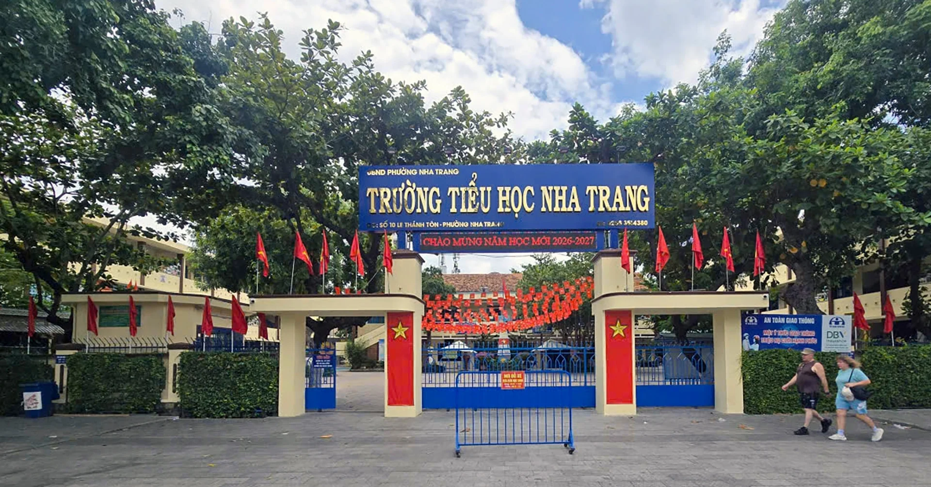 Siêu trường 10.500 học sinh: Quản lý lớn để không mất cái nhỏ