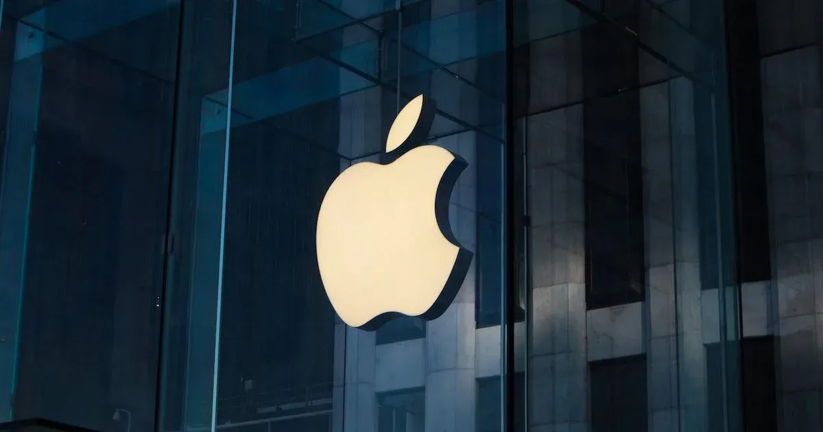 John Ternus tiếp quản Apple sau 15 năm Tim Cook: áp lực và kỳ vọng mới