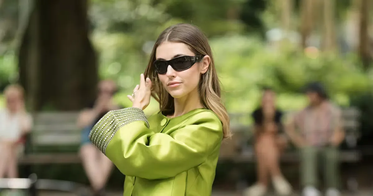 Maximalism và street style đang lật đổ thời trang tối giản