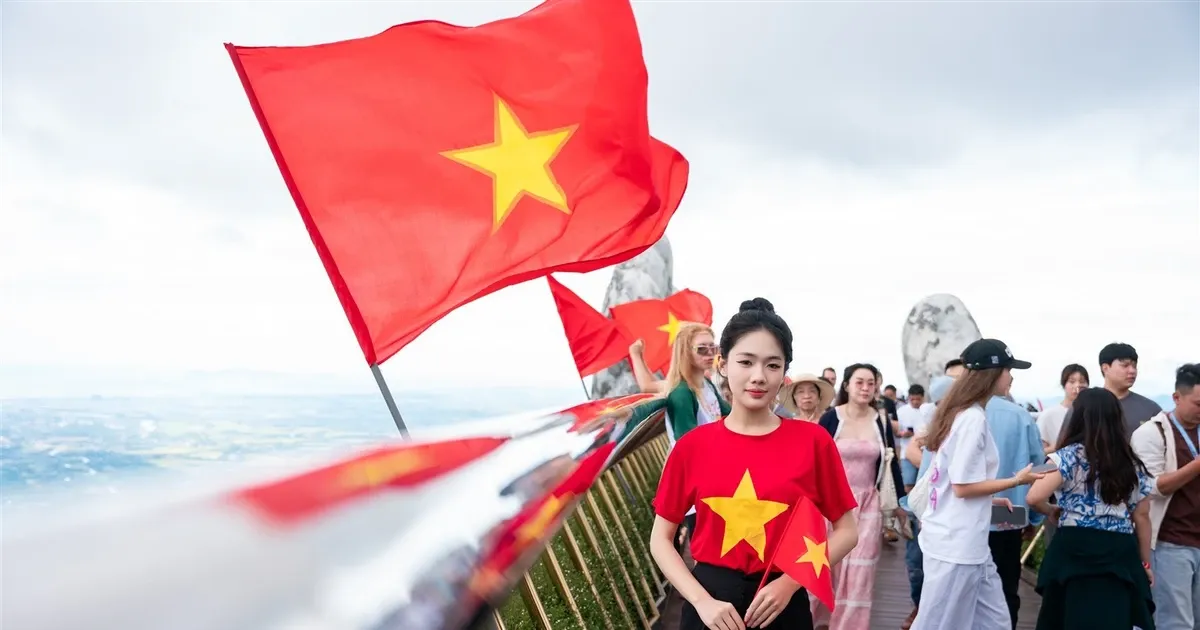 Vé cáp treo Bà Nà Hills 500.000 đồng cho tuổi 18-25: có đáng mua?