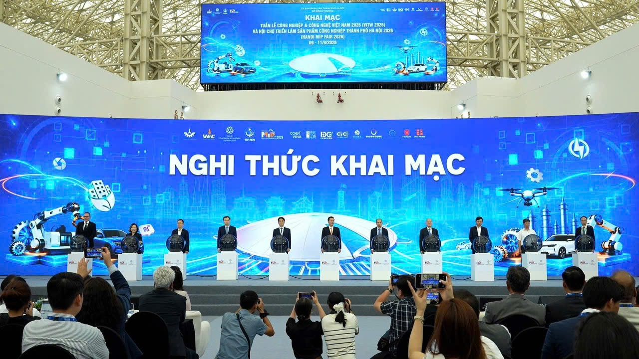 VIEEXPO khai mạc: Triển lãm năng lượng sạch nối chuỗi xanh Đông Nam Á
